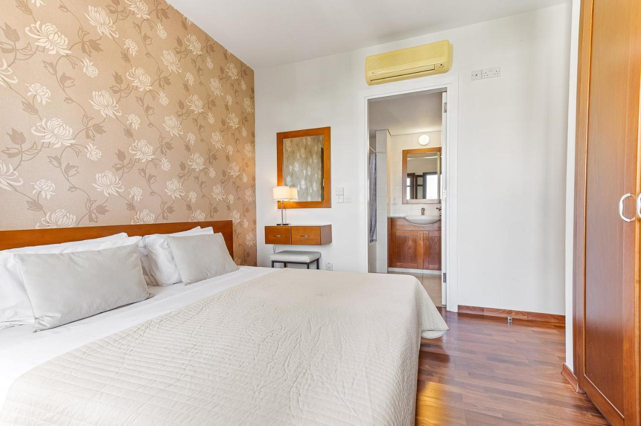 2 Bedroom Apartment Assia With Communal Pool, Aphrodite Hills Resort Куклия Экстерьер фото