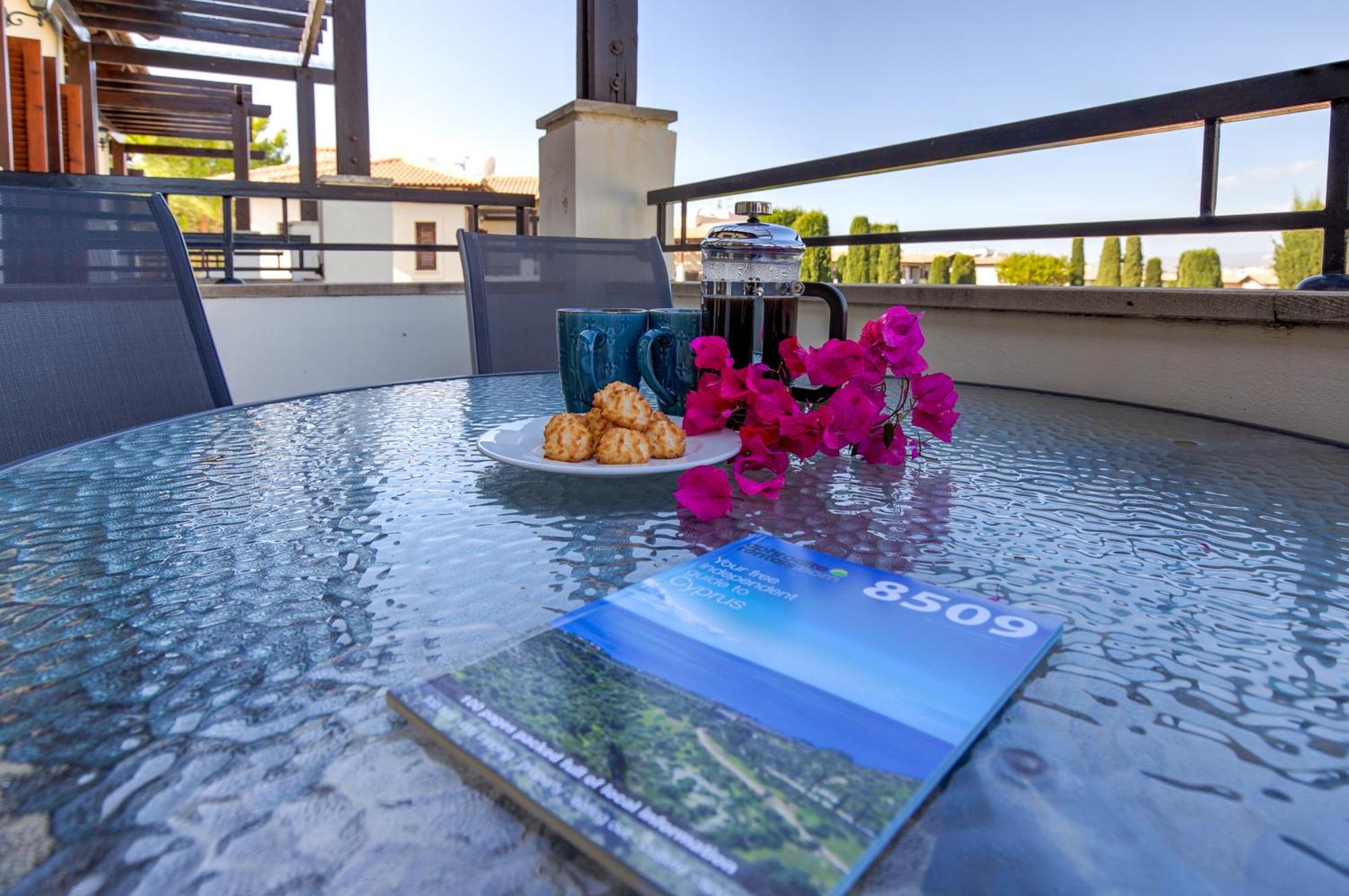 2 Bedroom Apartment Assia With Communal Pool, Aphrodite Hills Resort Куклия Экстерьер фото