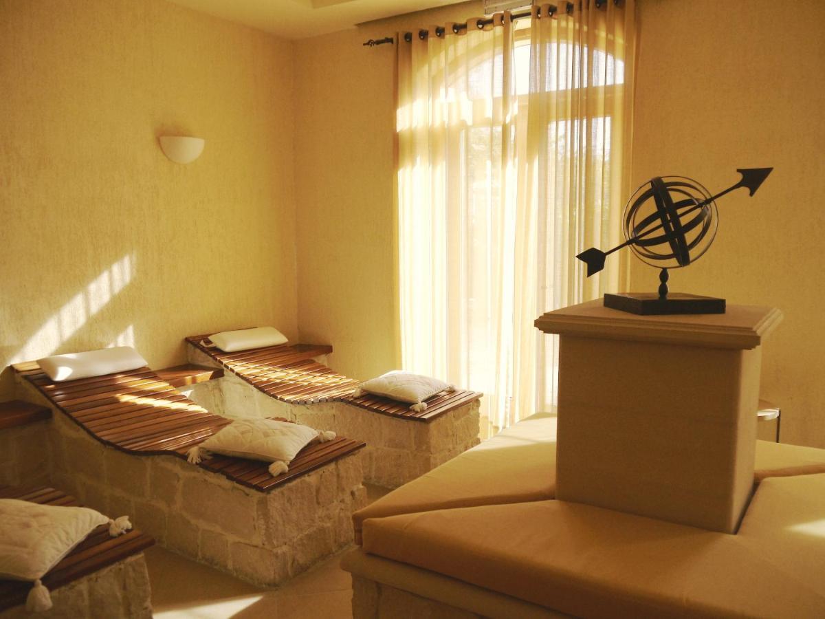 2 Bedroom Apartment Assia With Communal Pool, Aphrodite Hills Resort Куклия Экстерьер фото